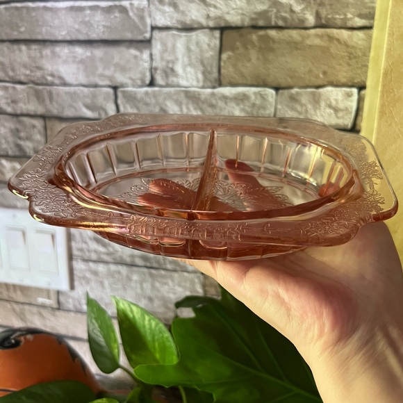 Vintage Pink Glass Divided Relish Dish - Picture 3 of 8
